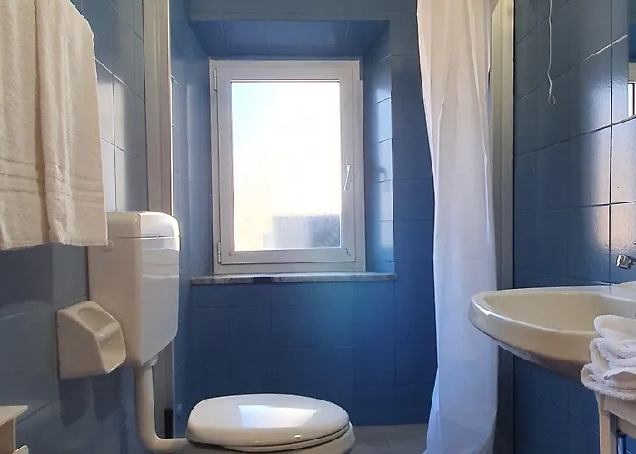 Genesi Hotel 2*