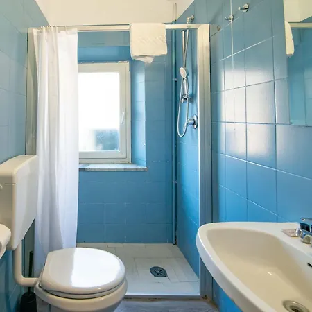 Genesi Hotel 2*